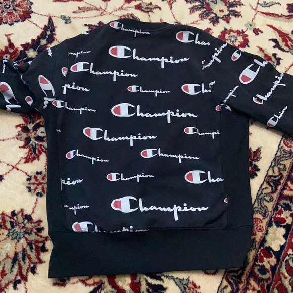 Champion Sweat Shirt - Picture 1 of 4